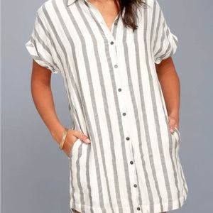 Super soft light weight white and gray shirt dress.